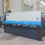 hidraulinis lakštinio metalo giljotinos pjovimo staklės, CNC pjovimo metalo plokštės, metalo pjovimo staklės